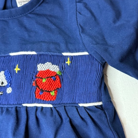 Smocked Peanuts Charlie Brown Christmas Snoopy Infant Baby Dress Top - Picture 4 of 6